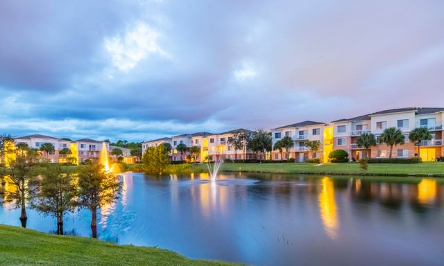 1108 Myrtlewood Circle E, Palm Beach Gardens, FL 33418