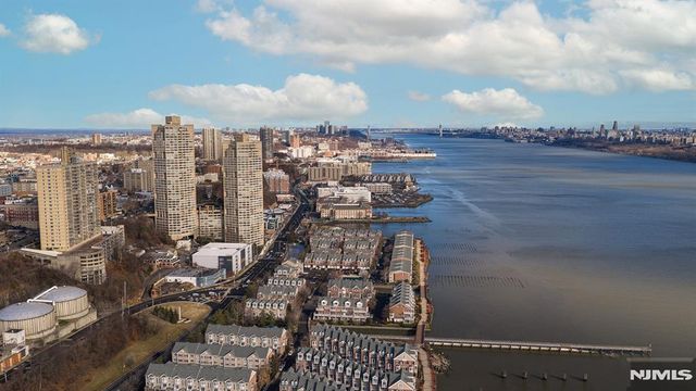 7002 JFK Blvd E 11A, Guttenberg, NJ 07093
