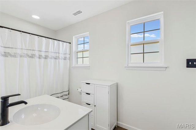 2238 Windswept Farms Drive, Eureka, MO 63025