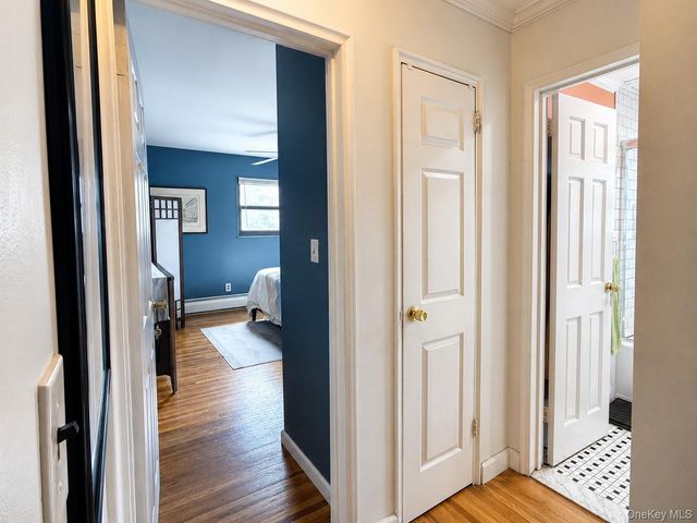 125 Park Avenue B1, Amityville, NY 11701