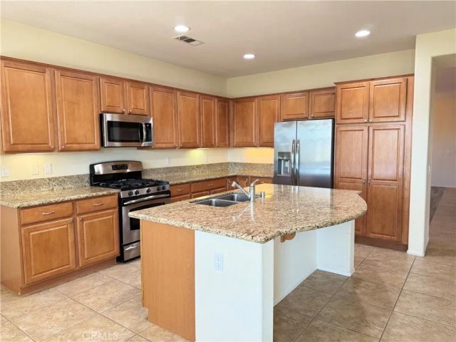 28597 Pensthorpe Circle, Menifee, CA 92584