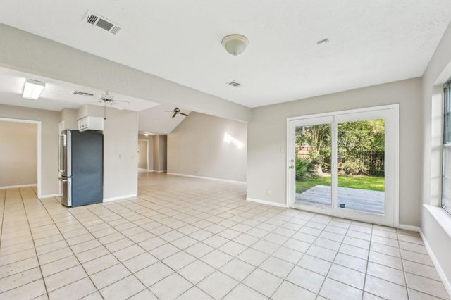 5506 Enchanted Timbers Drive, Humble, TX 77346