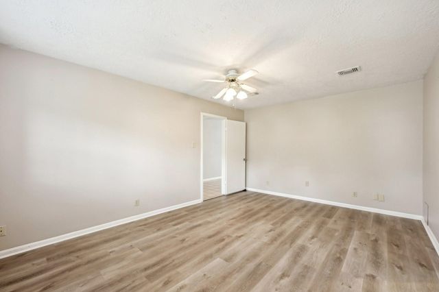 5506 Enchanted Timbers Drive, Humble, TX 77346