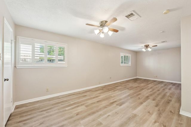 5506 Enchanted Timbers Drive, Humble, TX 77346