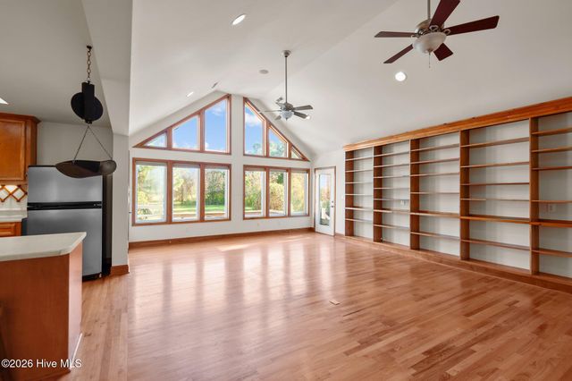 155 Teachs Cove Road, Bath, NC 27808