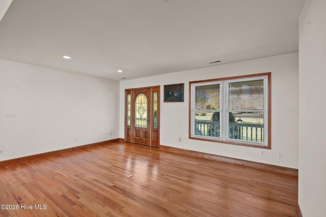 155 Teachs Cove Road, Bath, NC 27808