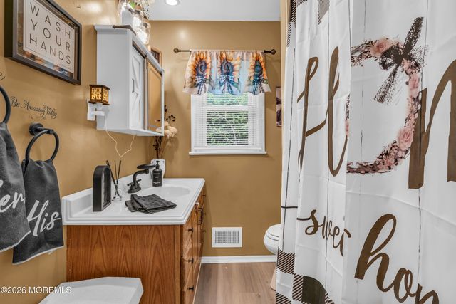 1170 Janet Road, Toms River, NJ 08753