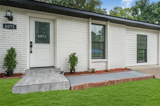 6073 Fieldcrest Drive, Morrow, GA 30260