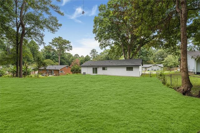 6073 Fieldcrest Drive, Morrow, GA 30260