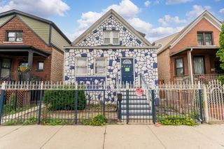 2242 N Keystone Avenue, Chicago, IL 60639