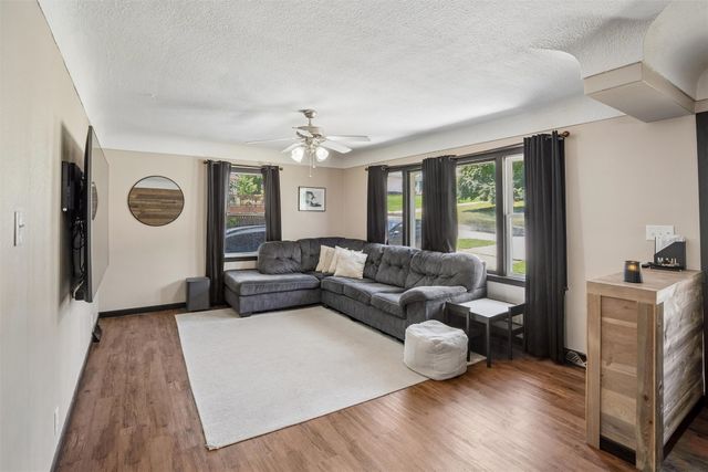 2343 SE 5th Street, Des Moines, IA 50315
