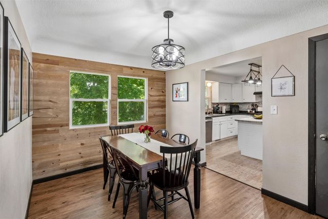 2343 SE 5th Street, Des Moines, IA 50315
