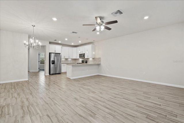 3331 CHESTERTOWN LOOP, Bradenton, FL 34211