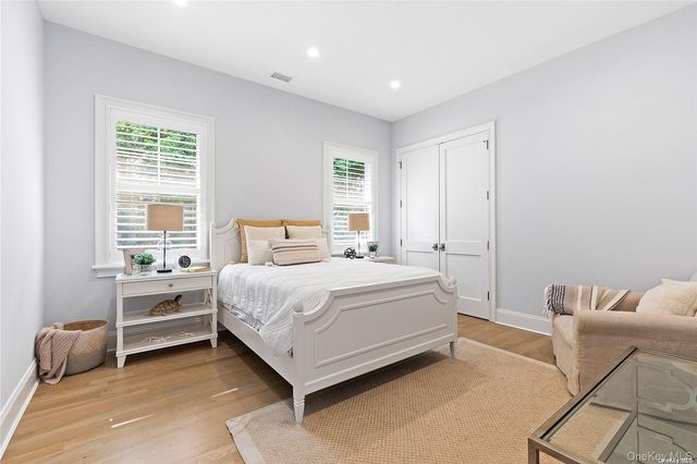 2 Emma's Path, Remsenburg, NY 11960