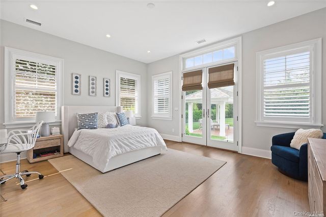 2 Emma's Path, Remsenburg, NY 11960