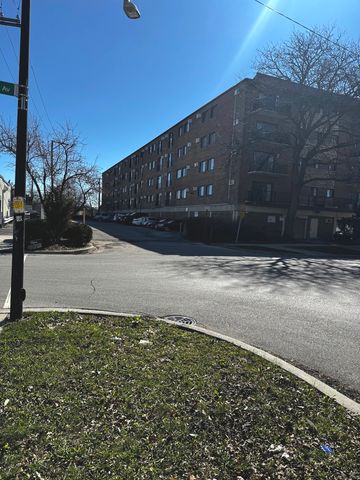 2333 N Neva Avenue 404C, Chicago, IL 60707