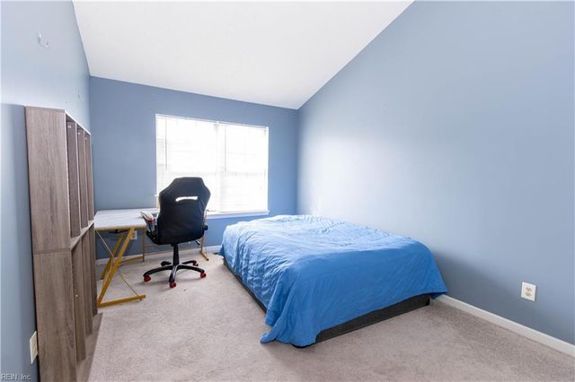 12796 Daybreak CIR, Newport News, VA 23602