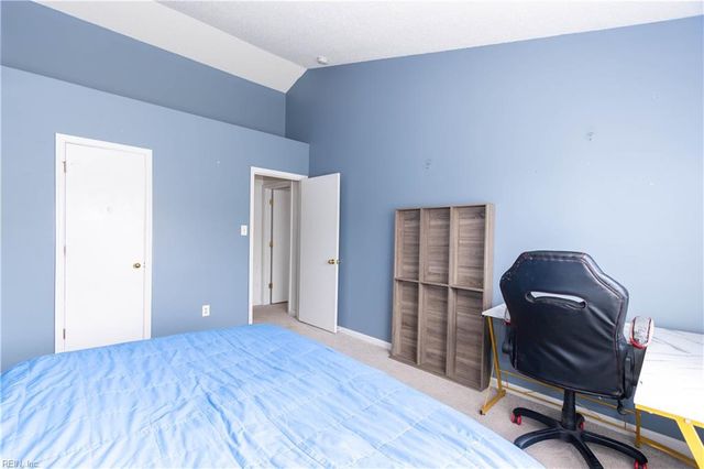 12796 Daybreak CIR, Newport News, VA 23602