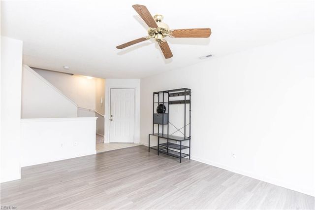 12796 Daybreak CIR, Newport News, VA 23602