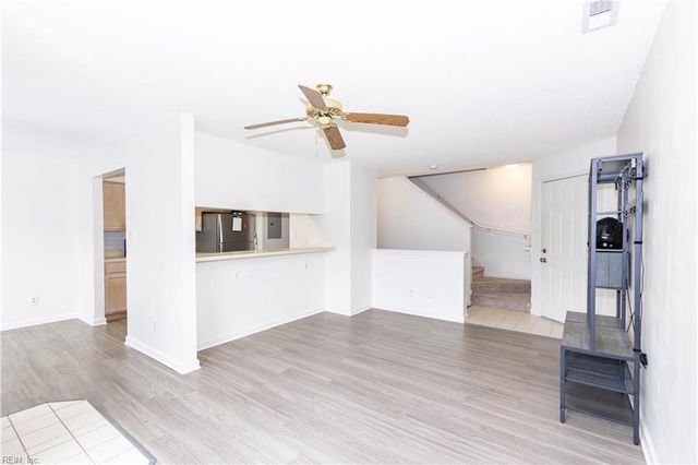 12796 Daybreak CIR, Newport News, VA 23602