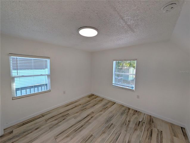 8004 N BOULEVARD, Tampa, FL 33604