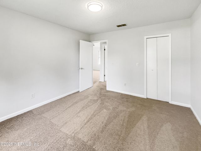 2439 BURNS Drive, Middleburg, FL 32068