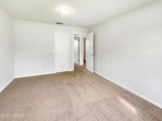 2439 BURNS Drive, Middleburg, FL 32068