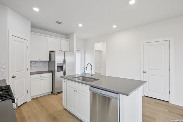 633 Salamander, San Marcos, TX 78666