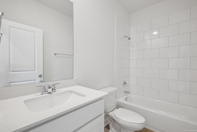 633 Salamander, San Marcos, TX 78666