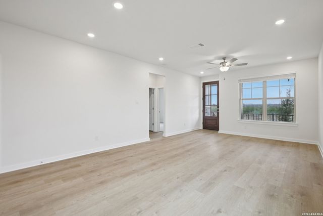 633 Salamander, San Marcos, TX 78666