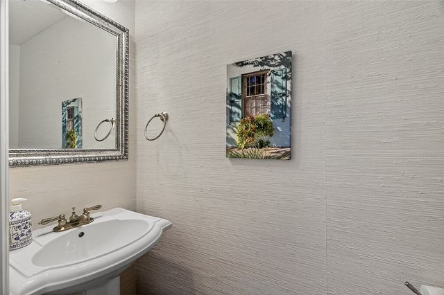 1685 42nd Square 101, Vero Beach, FL 32960