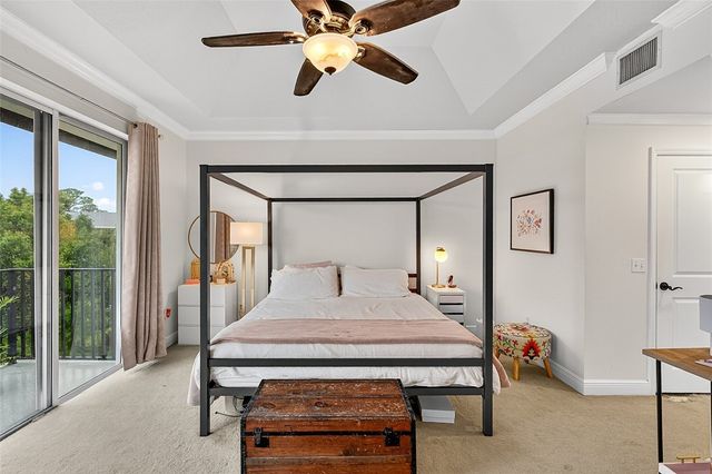 1685 42nd Square 101, Vero Beach, FL 32960