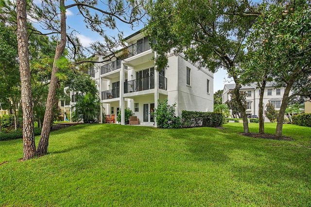 1685 42nd Square 101, Vero Beach, FL 32960