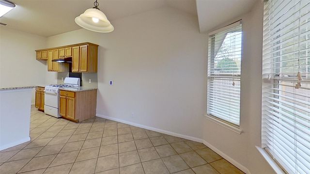 903 Lantana DR, Leander, TX 78641