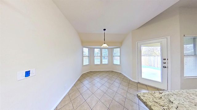 903 Lantana DR, Leander, TX 78641