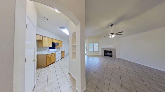 903 Lantana DR, Leander, TX 78641
