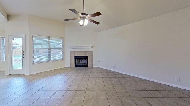 903 Lantana DR, Leander, TX 78641