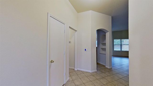 903 Lantana DR, Leander, TX 78641