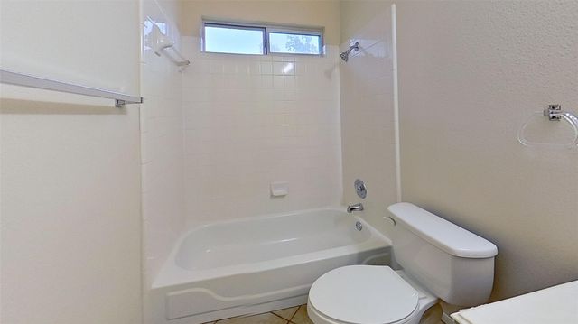 903 Lantana DR, Leander, TX 78641