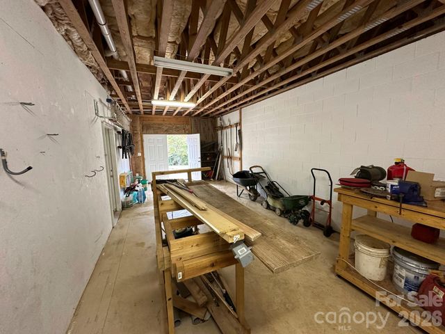 51 Browning Drive, Taylorsville, NC 28681