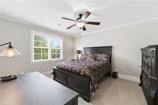 926 Windalier Lane, Winston-salem, NC 27106