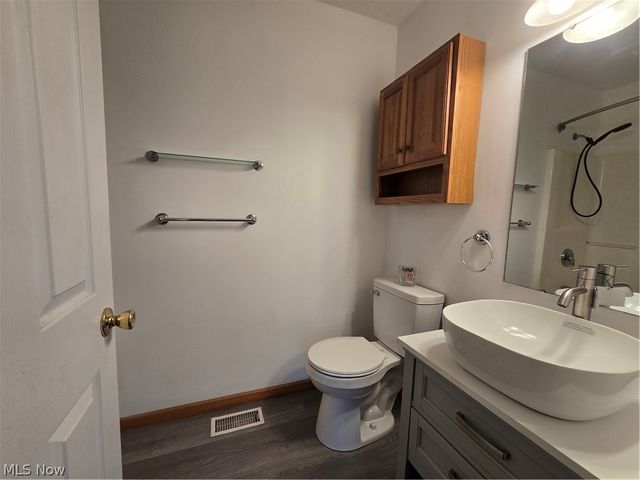 3246 McMackin Road, Madison, OH 44057