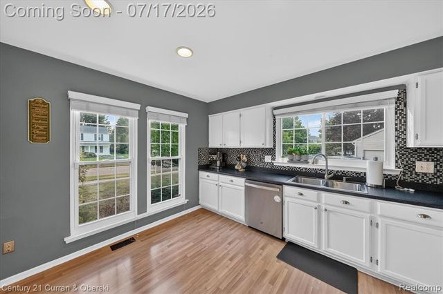 24525 Jamestowne Road, Novi, MI 48375