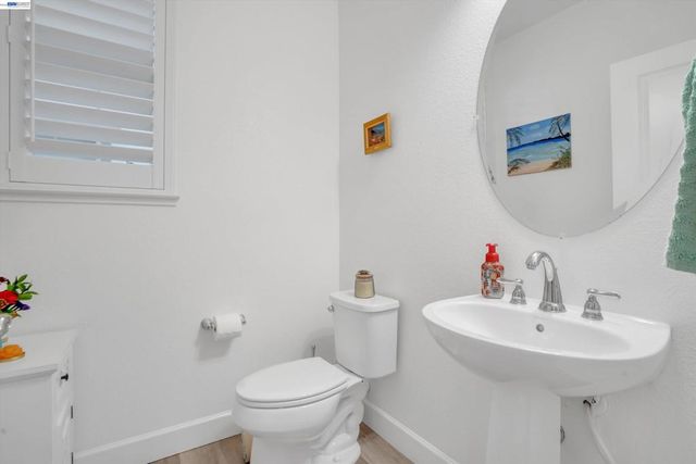 263 E Vita Ave, Mountain House, CA 95391