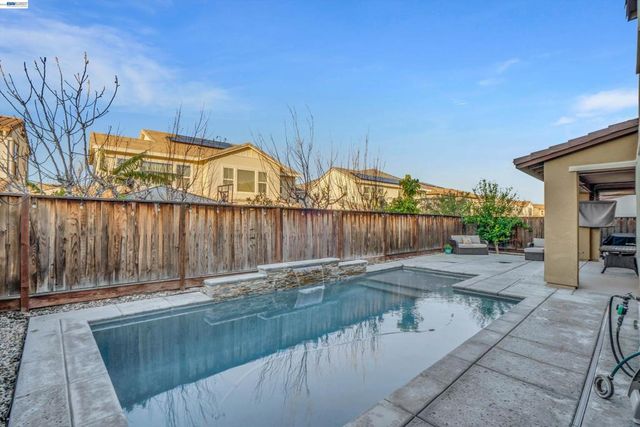 263 E Vita Ave, Mountain House, CA 95391