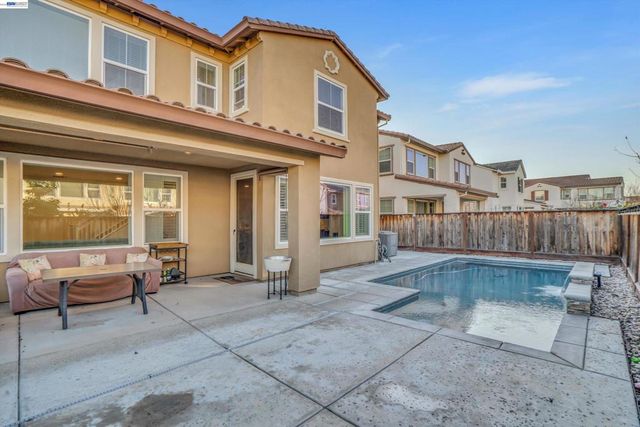 263 E Vita Ave, Mountain House, CA 95391