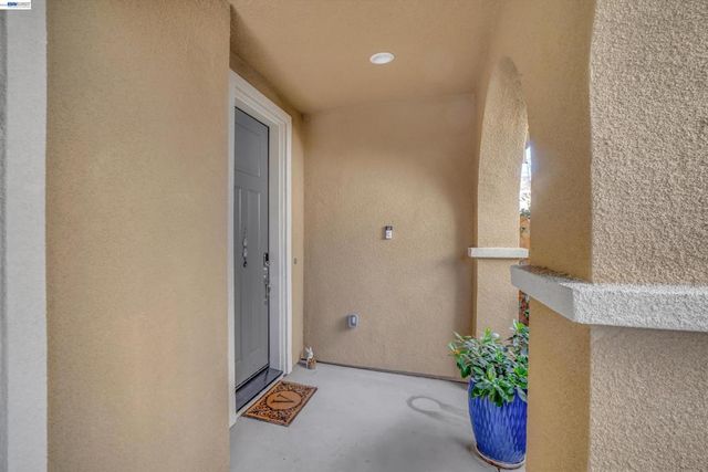 263 E Vita Ave, Mountain House, CA 95391