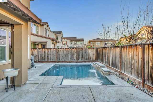 263 E Vita Ave, Mountain House, CA 95391
