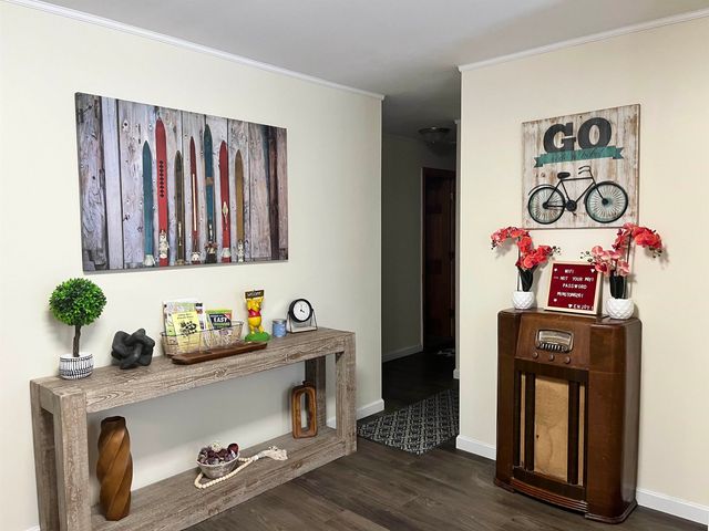 8 Charter Hill Drive, Rutland City, VT 05701