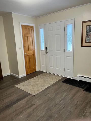 8 Charter Hill Drive, Rutland City, VT 05701